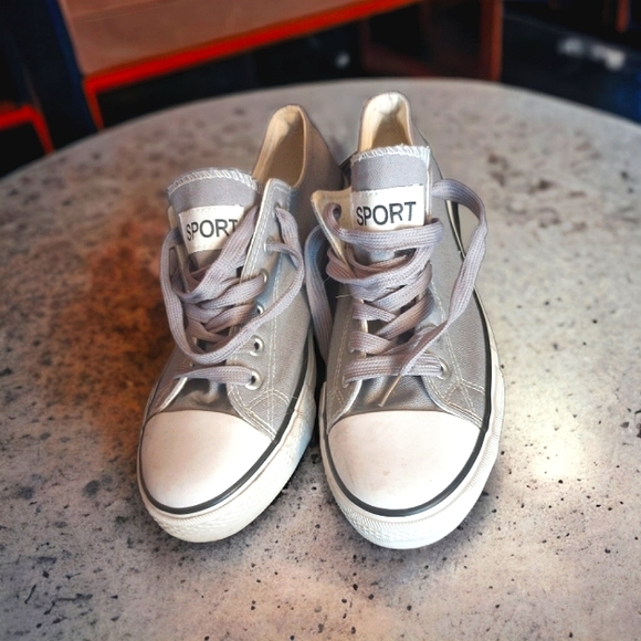 Mengsai Sport Converse size 10 - Picture 1 of 6